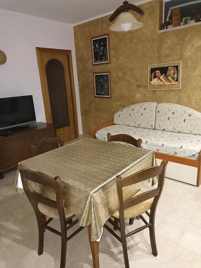 Pozzuoli-Licola Mare Lägenhet Exteriör bild